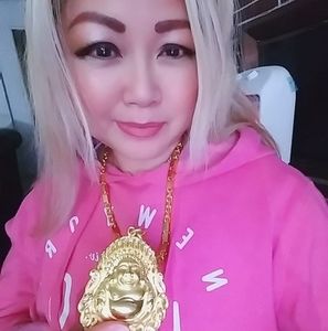 Meet your Posher, Stella